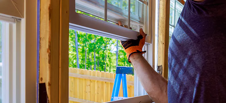 >Bay Window Curtain Rail Track in Union City, CA